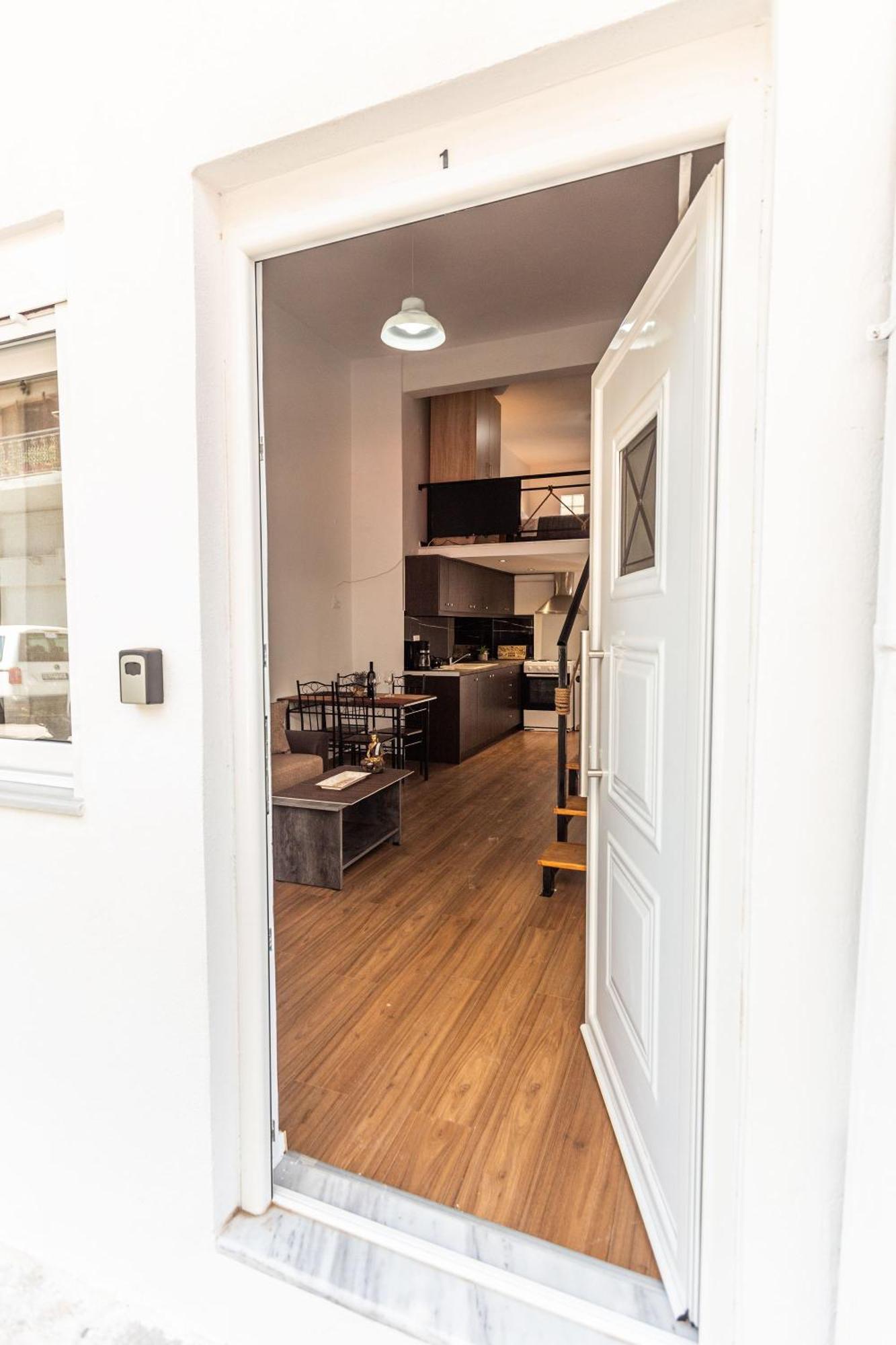 Neva'S Apartment'S In Center Chania 1 2 Екстериор снимка